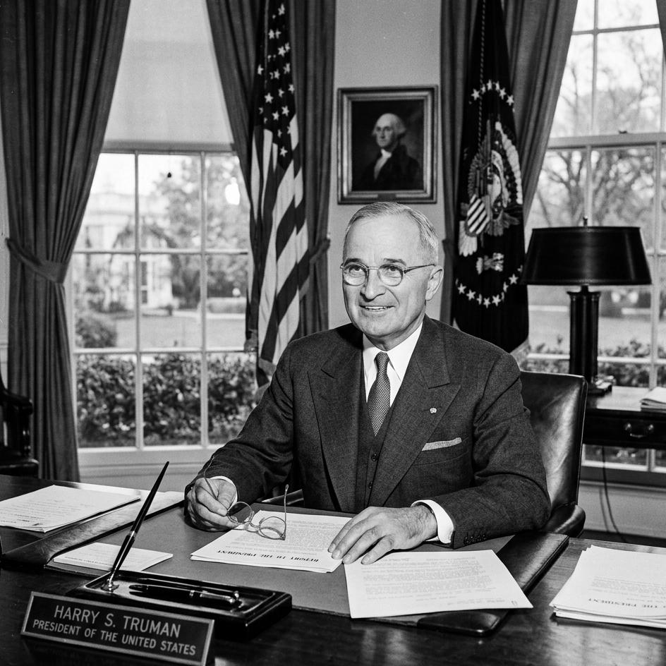 Harry S. Truman: Predsednik koji je doneo odluku o atomskoj bombi i započeo Hladni rat